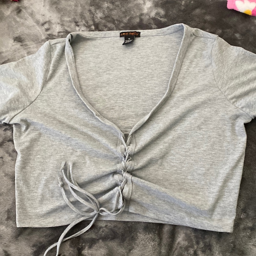 Gray XL crop top shirt.